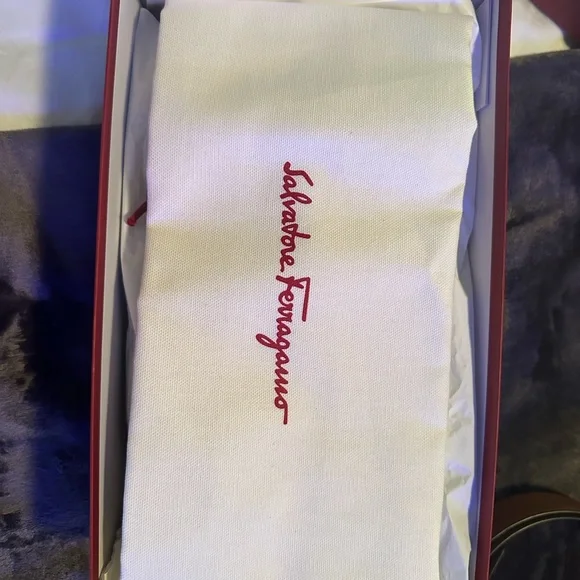 Moccasin with Gancini ornament - Picture 13 of 14